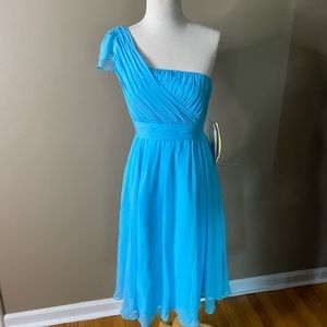 B2 bridesmaid dress in blue color size 0